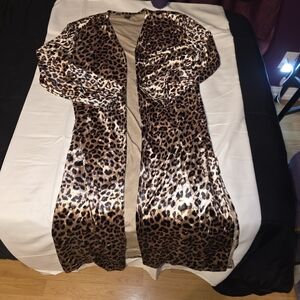 SHEIN Animal Print Velvet Robe